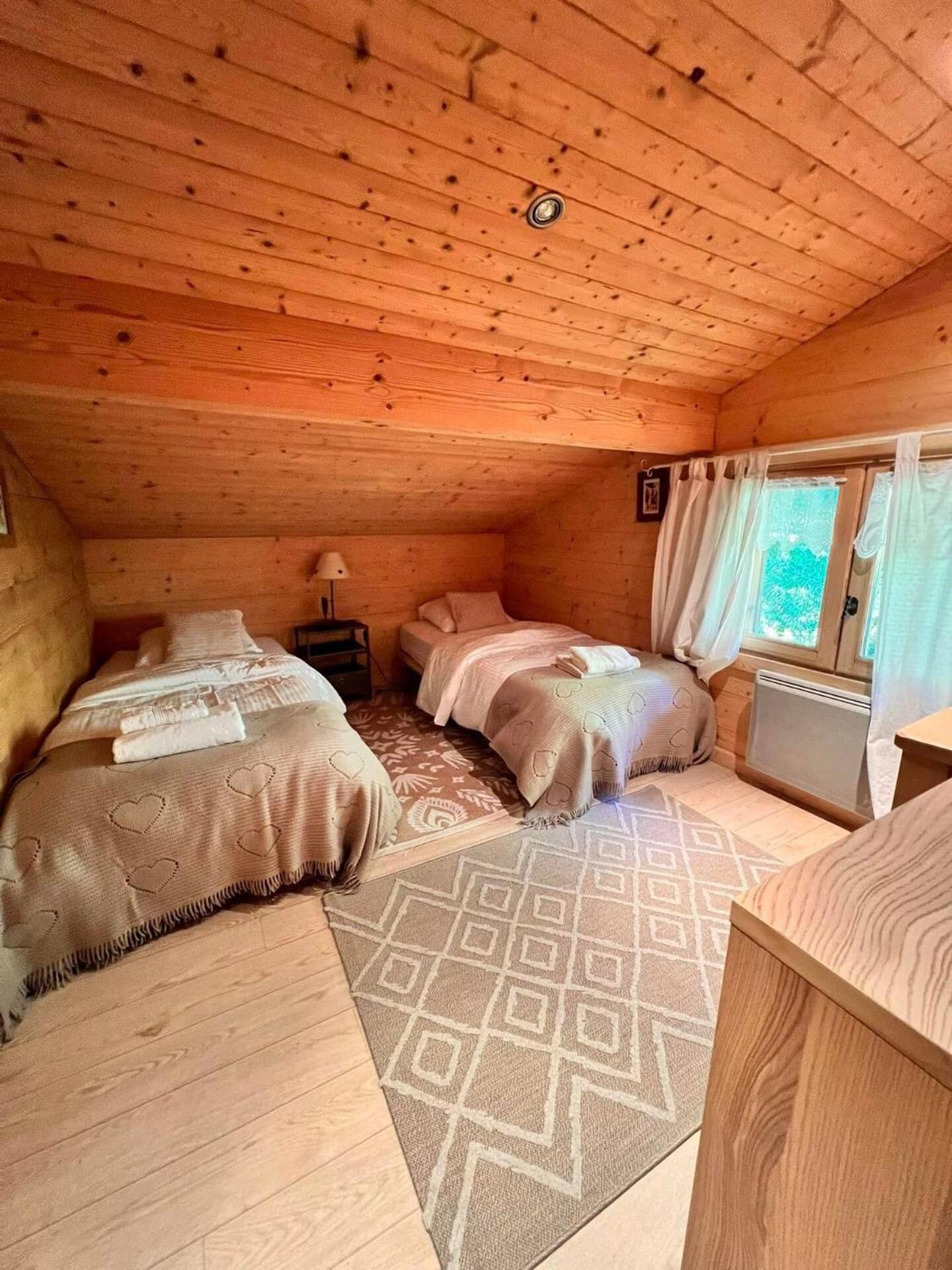 Charming Family Chalet For 8 People, With Private Hot Tub Les Clefs Екстер'єр фото